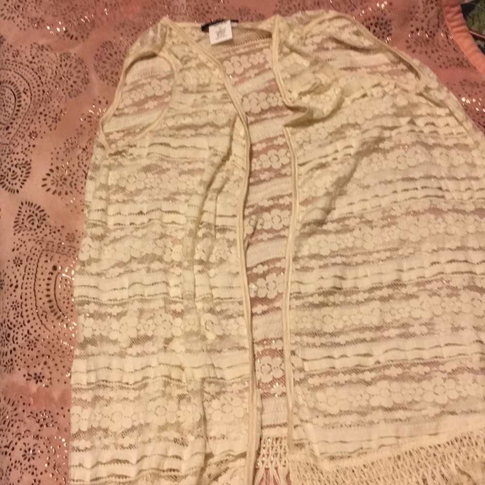 A white shawl